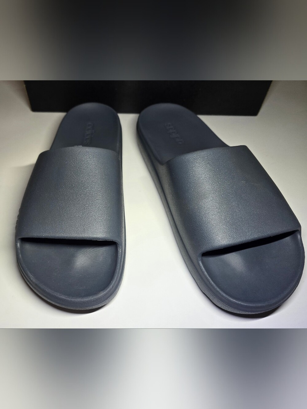 ADIDAS Adillete Lumia Slides Mens Size 13 Gray Color